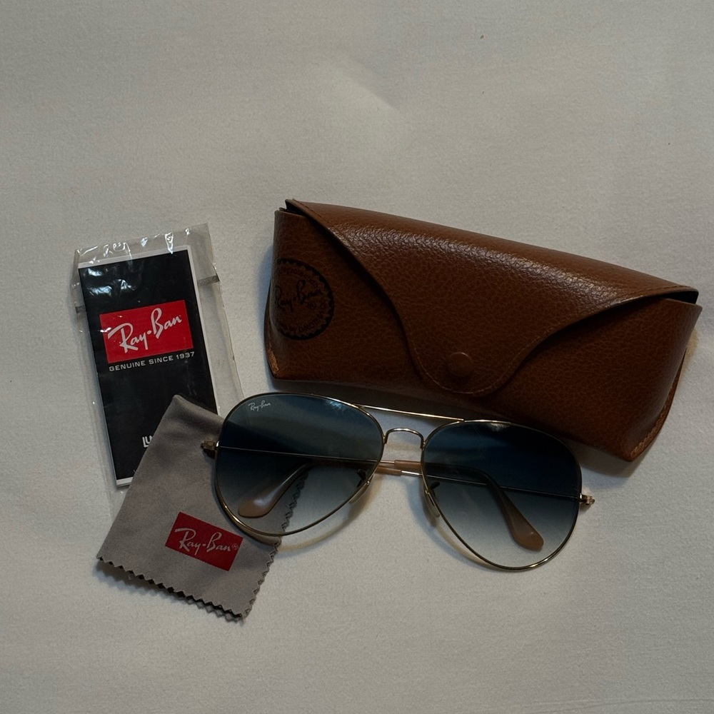 Ray-Ban Gold Frame Sunglasses with Brown Case